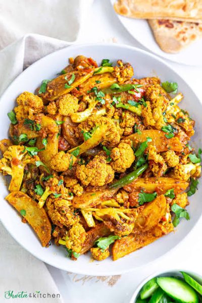 Aloo Gobhi                                🍲 Home Made                                    🍲 Home Made